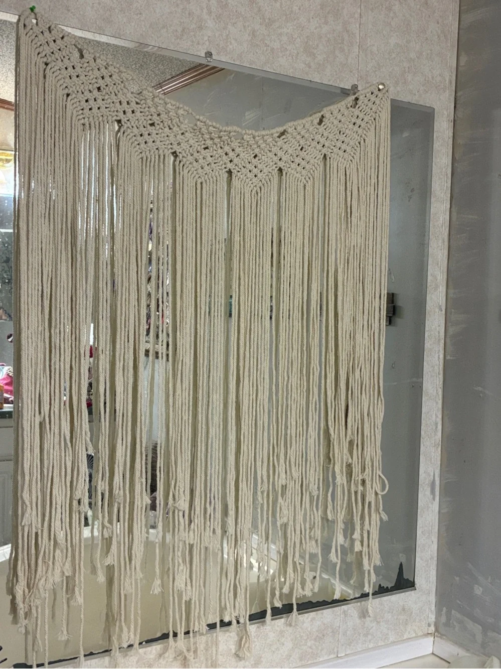 Handmade Macramé Wall Hanging - Cream Boho Decor